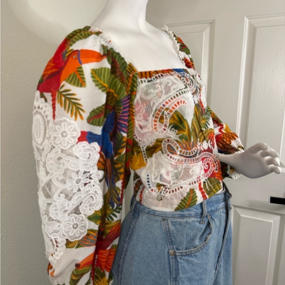 Farm Rio Boohoo Forest Birds Crop Blouse Top Embroideries Size Medium - Picture 9 of 14